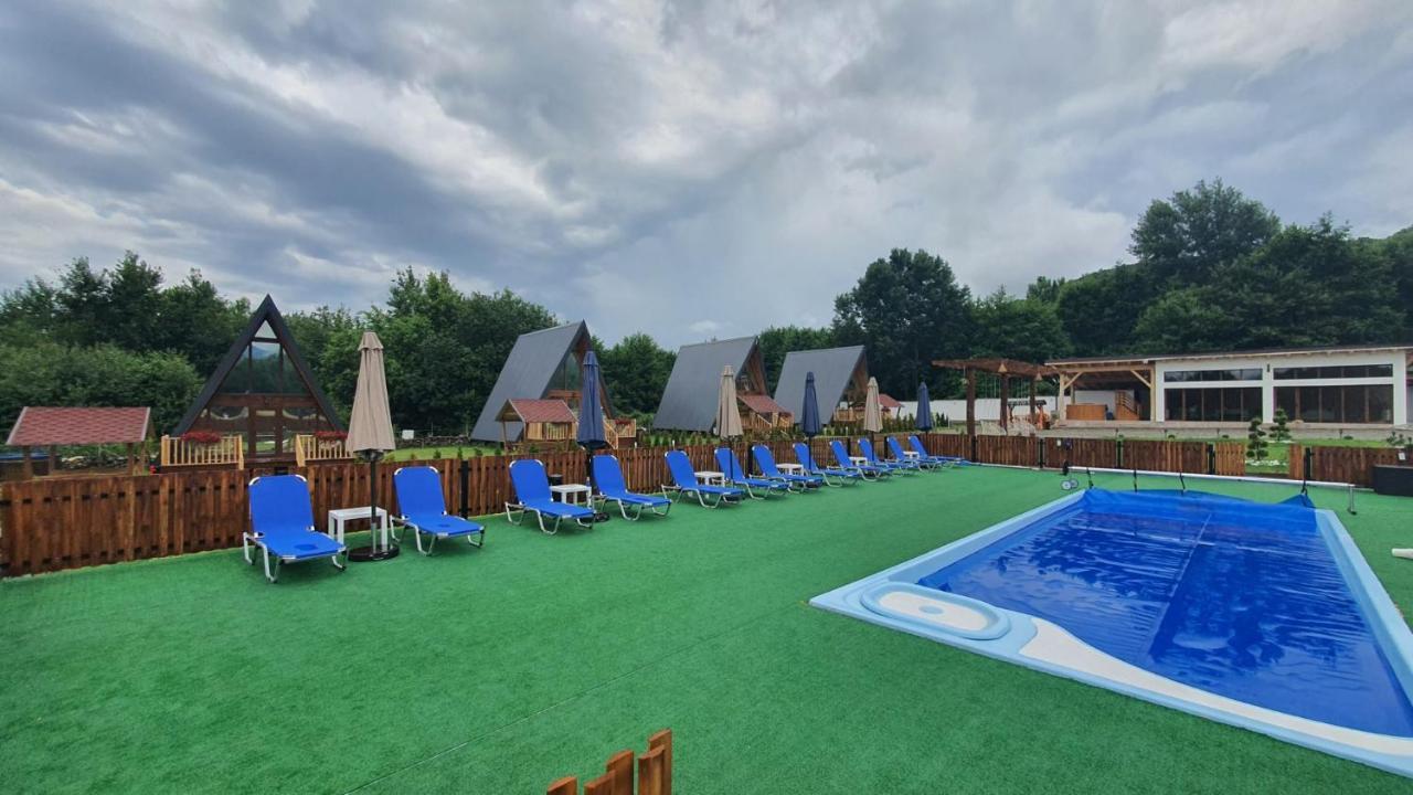 Doka Valea Sebesului A-Frame Hotel Kültér fotó